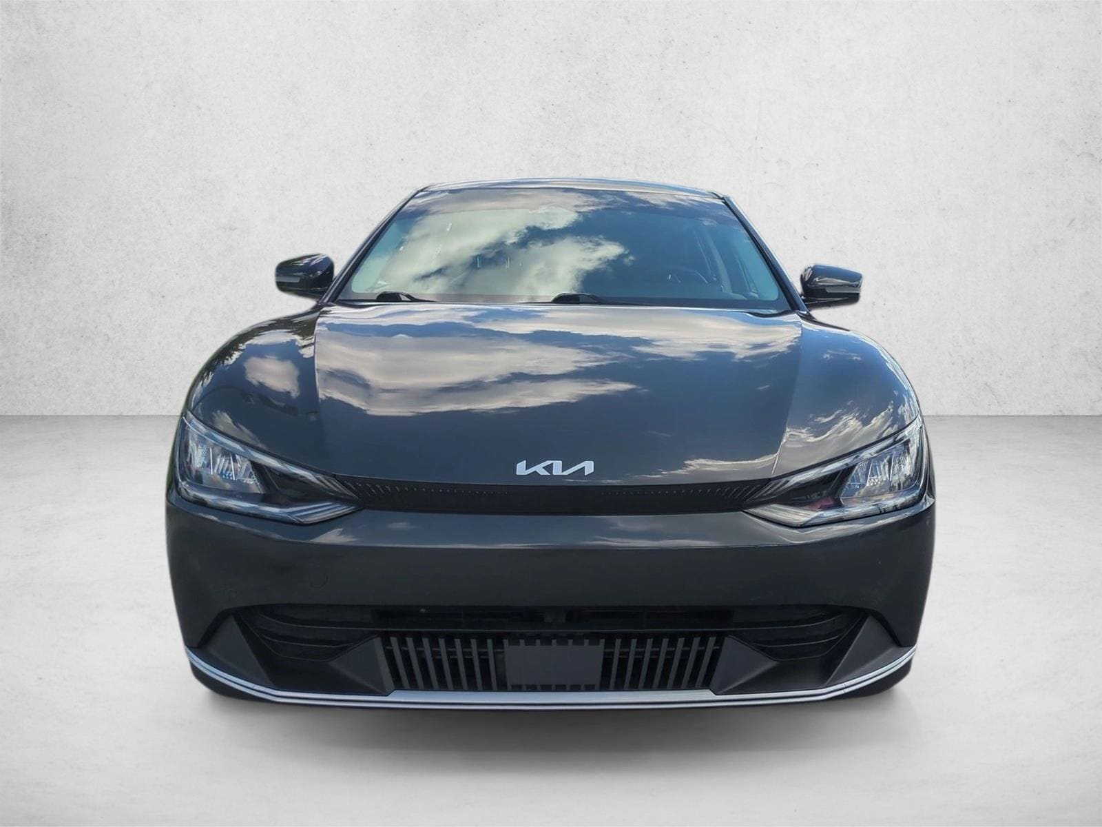 Used 2022 Kia EV6 Light with VIN KNDC34LB4N5065050 for sale in Winter Park, FL