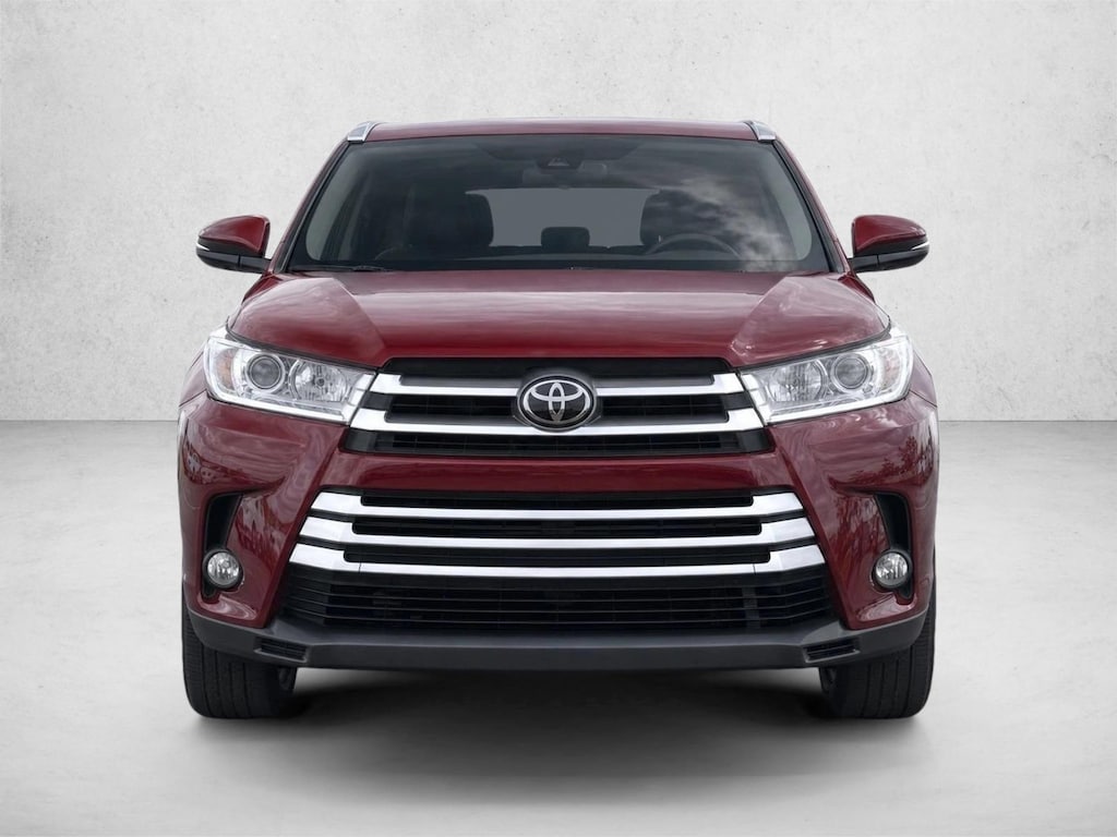 Certified 2019 Toyota Highlander XLE V6 SUV
