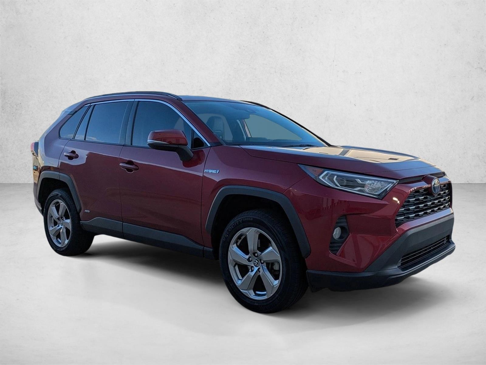 2021 Toyota RAV4 Hybrid XLE Premium photo 2