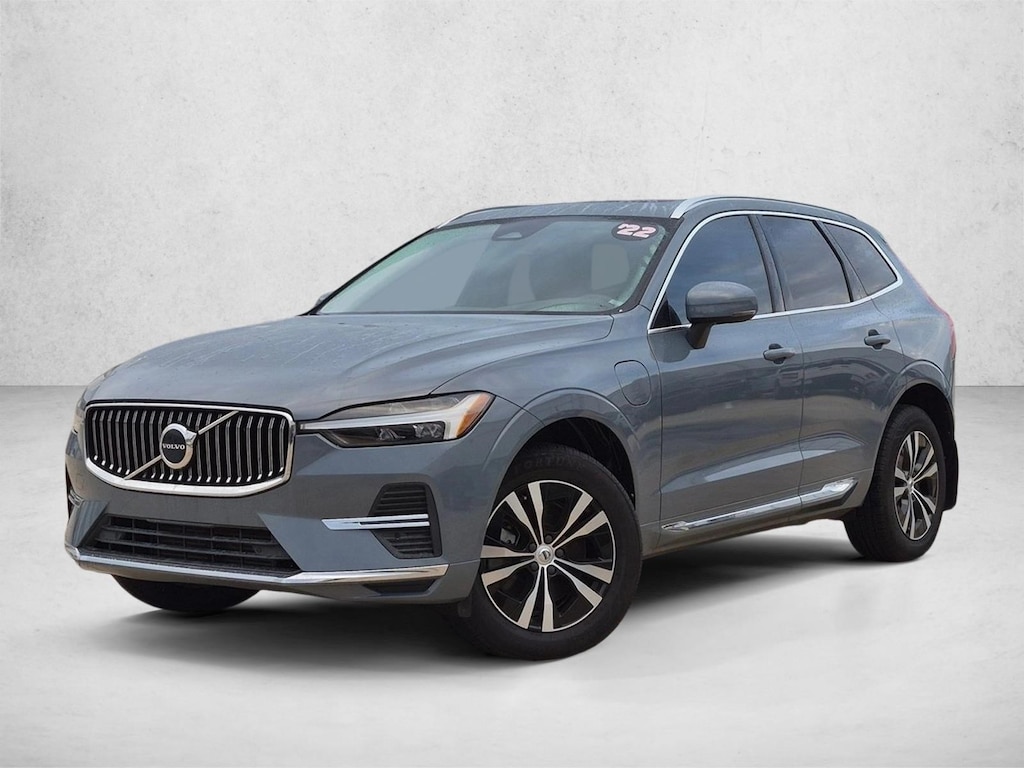 Used 2022 Volvo XC60 Recharge Plug-In Hybrid eAWD Inscription Expression SUV