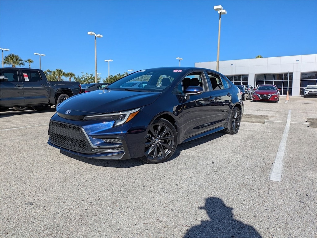 Used 2023 Toyota Corolla SE Sedan