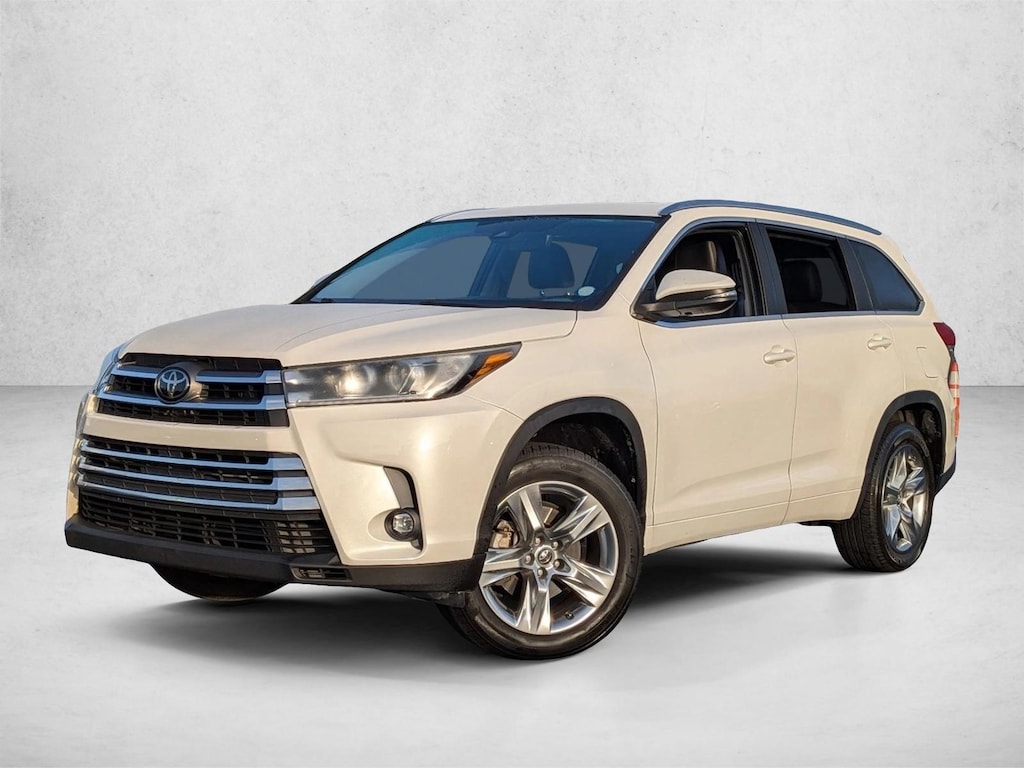 Used 2019 Toyota Highlander Limited V6 SUV