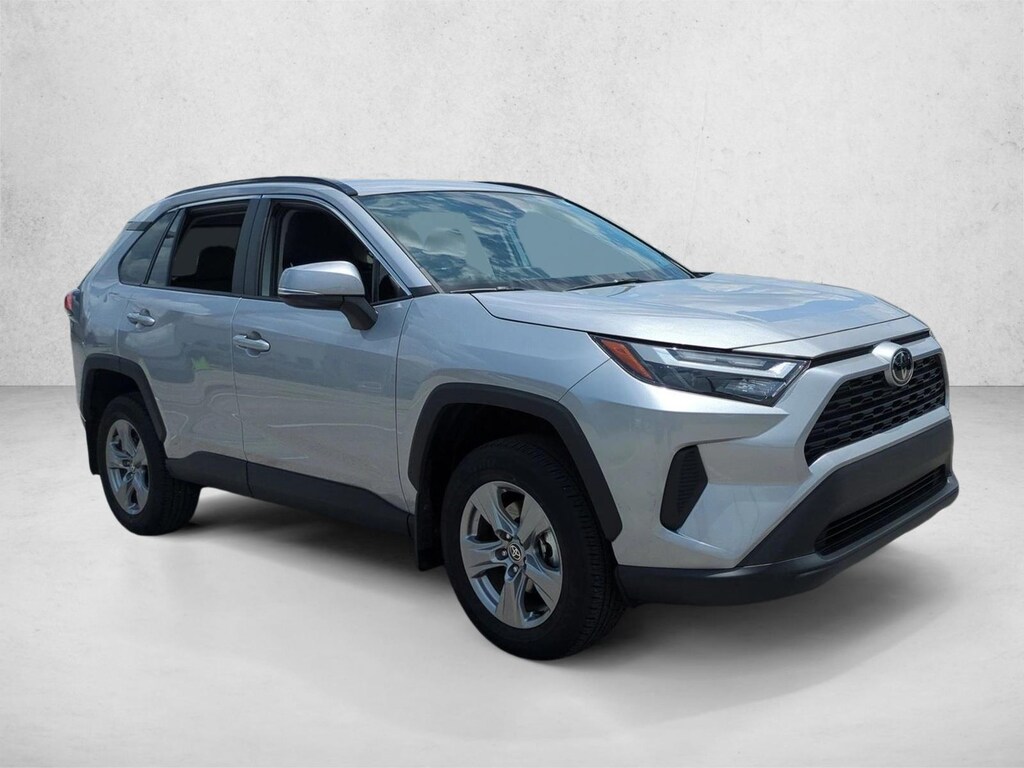 Used 2025 Toyota RAV4 XLE SUV