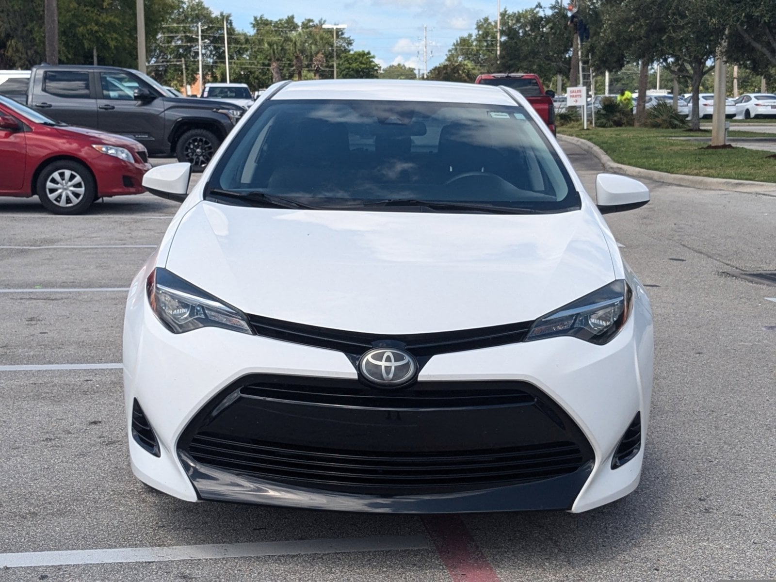 Used 2018 Toyota Corolla LE with VIN 2T1BURHE6JC061782 for sale in Pembroke Pines, FL