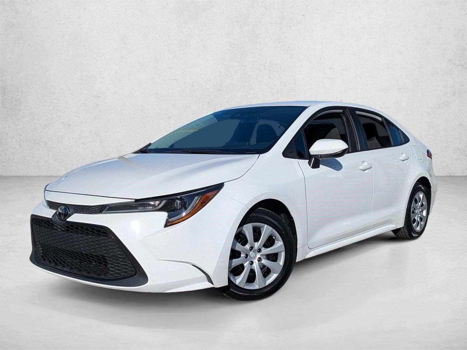 2022 Toyota Corolla LE's photo