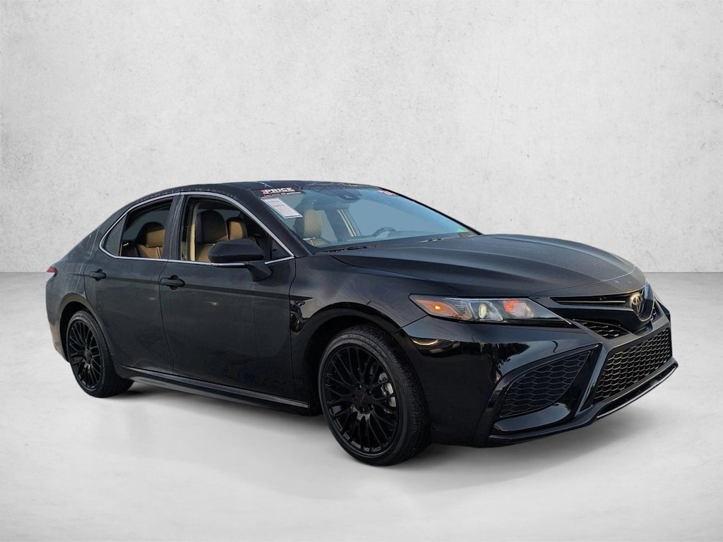 Used 2024 Toyota Camry SE Sedan