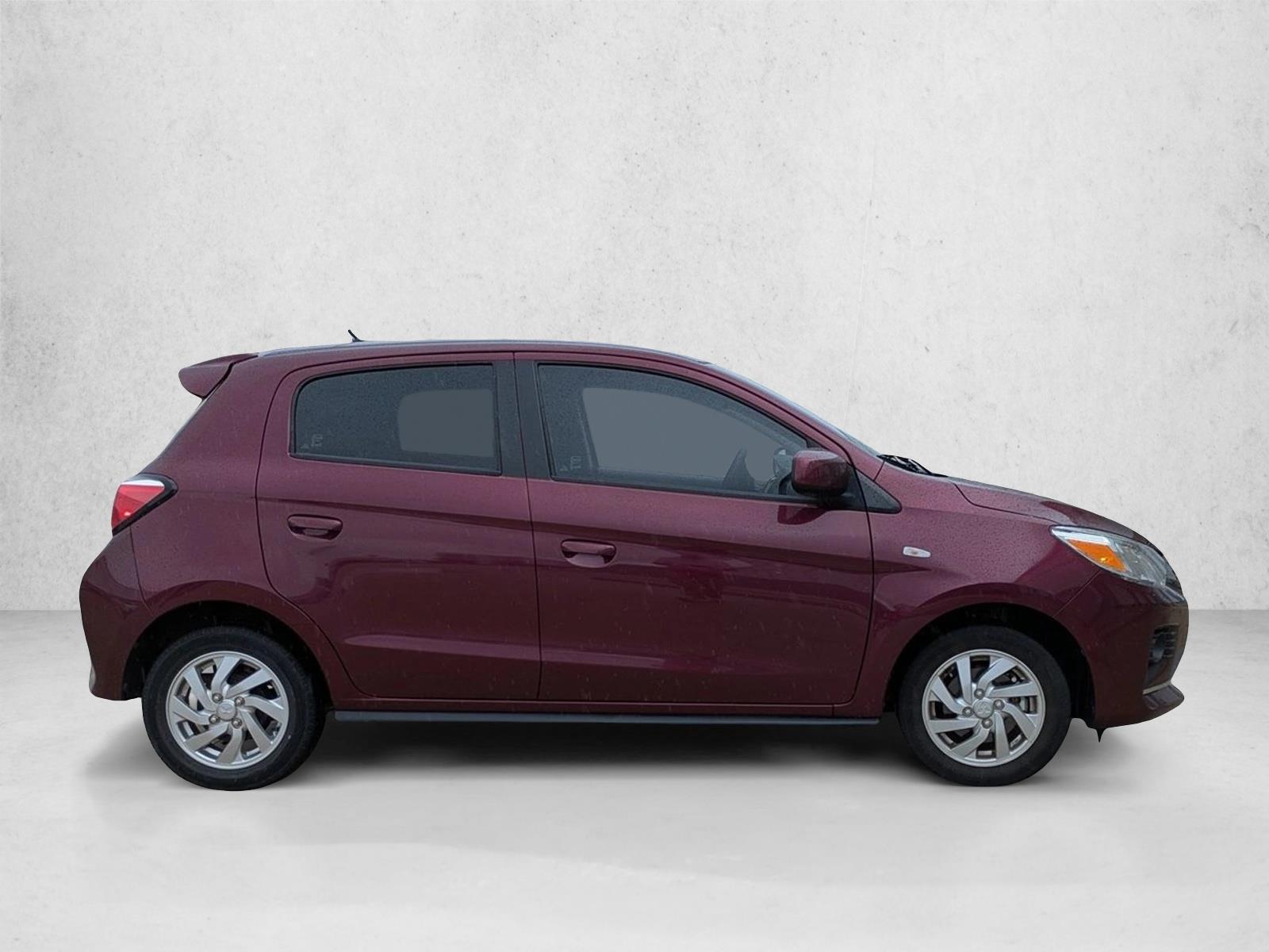 2023 Mitsubishi Mirage ES photo 2