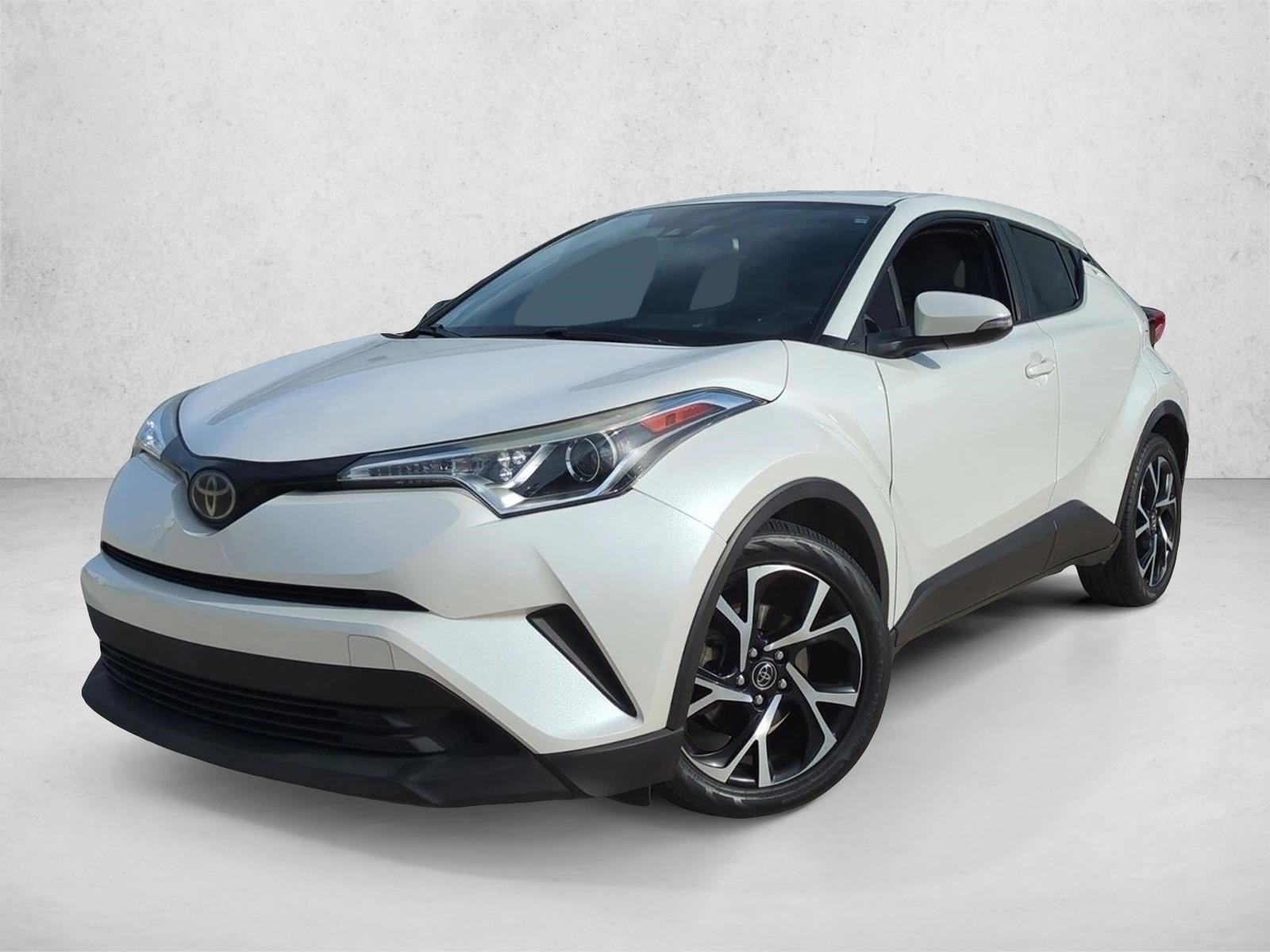 2018 Toyota C-HR XLE's photo