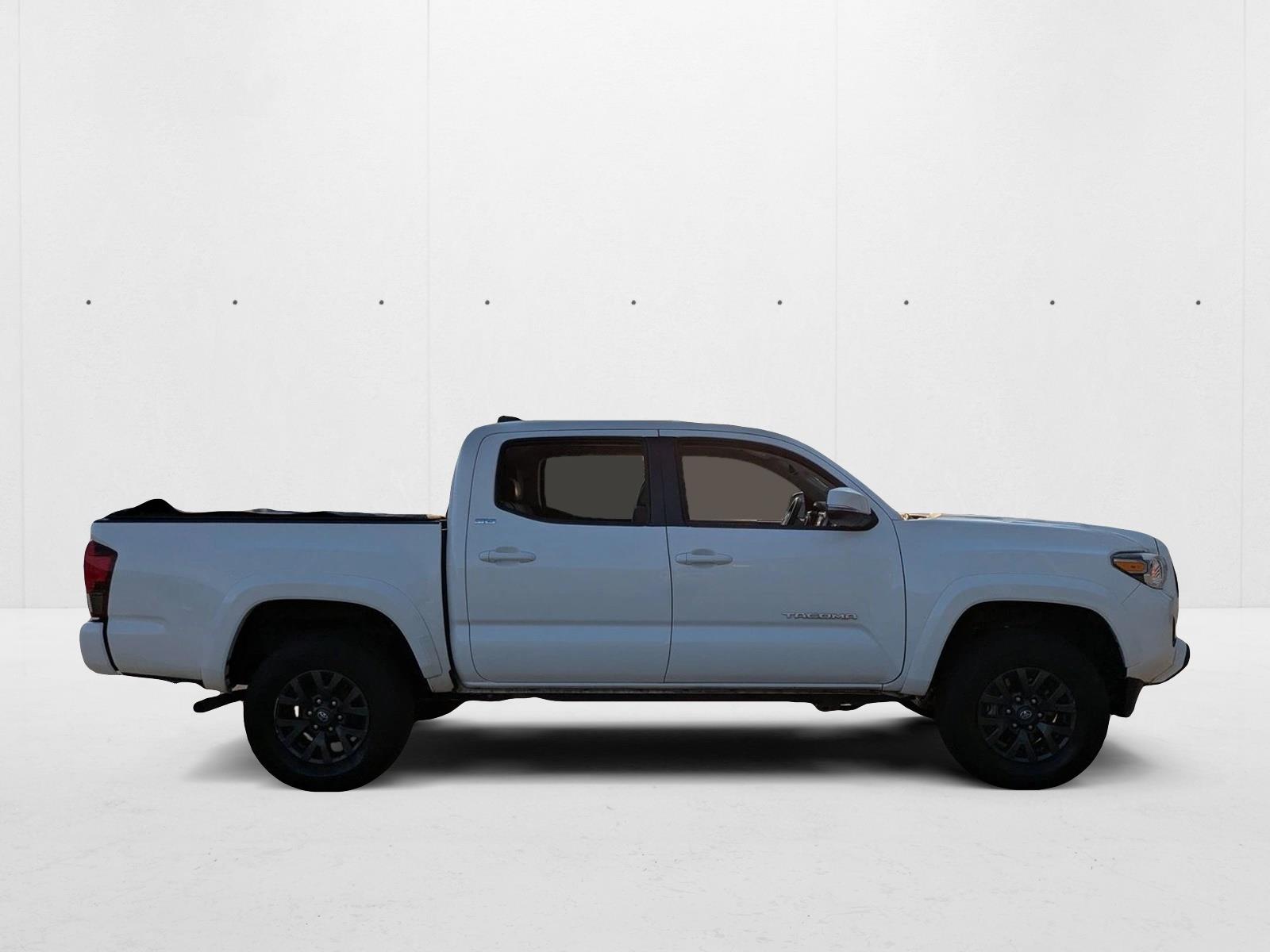 2023 Toyota Tacoma SR5 V6 photo 4