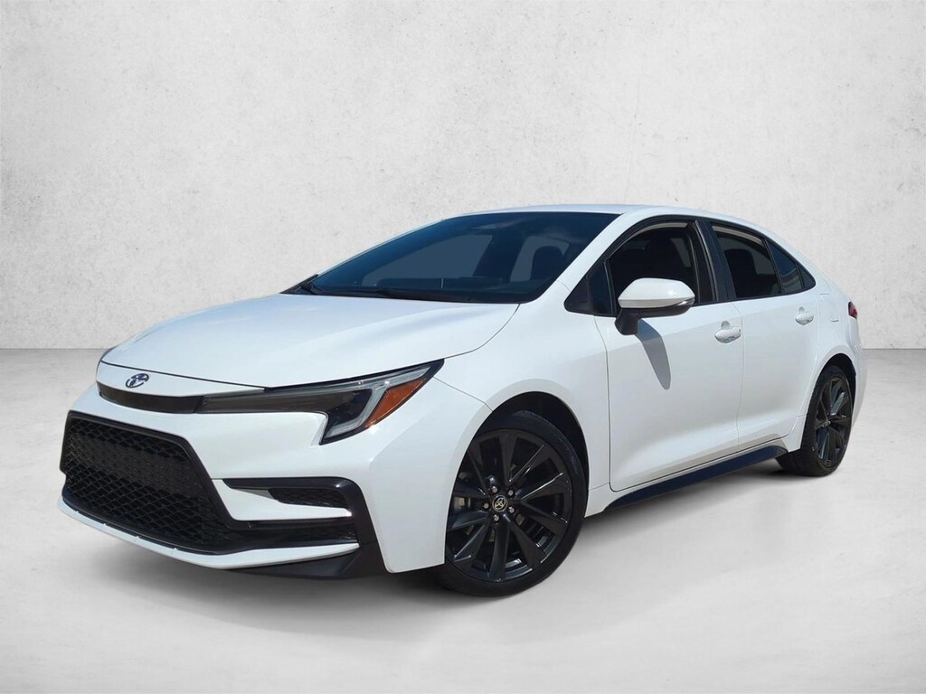 Used 2024 Toyota Corolla SE Sedan