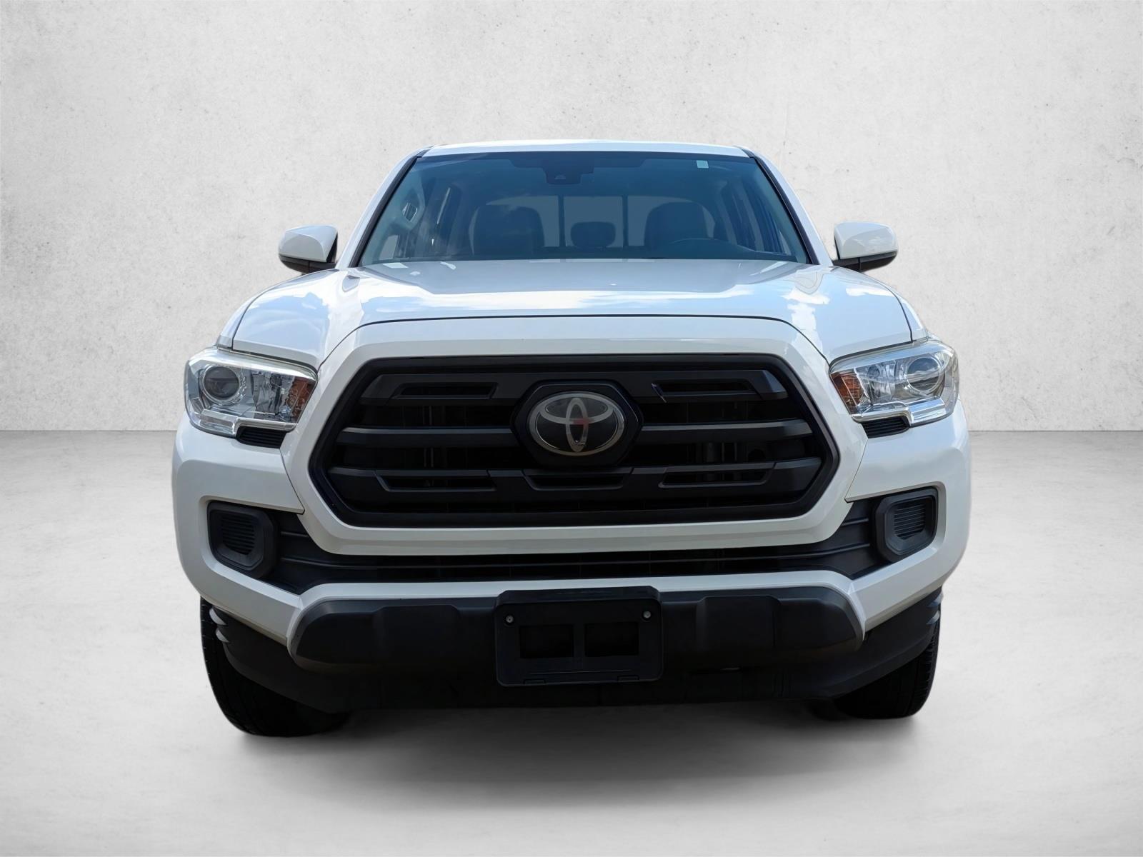 2019 Toyota Tacoma SR Double Cab photo 2
