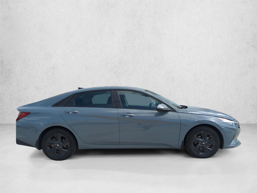 Used 2023 Hyundai Elantra SEL Sedan