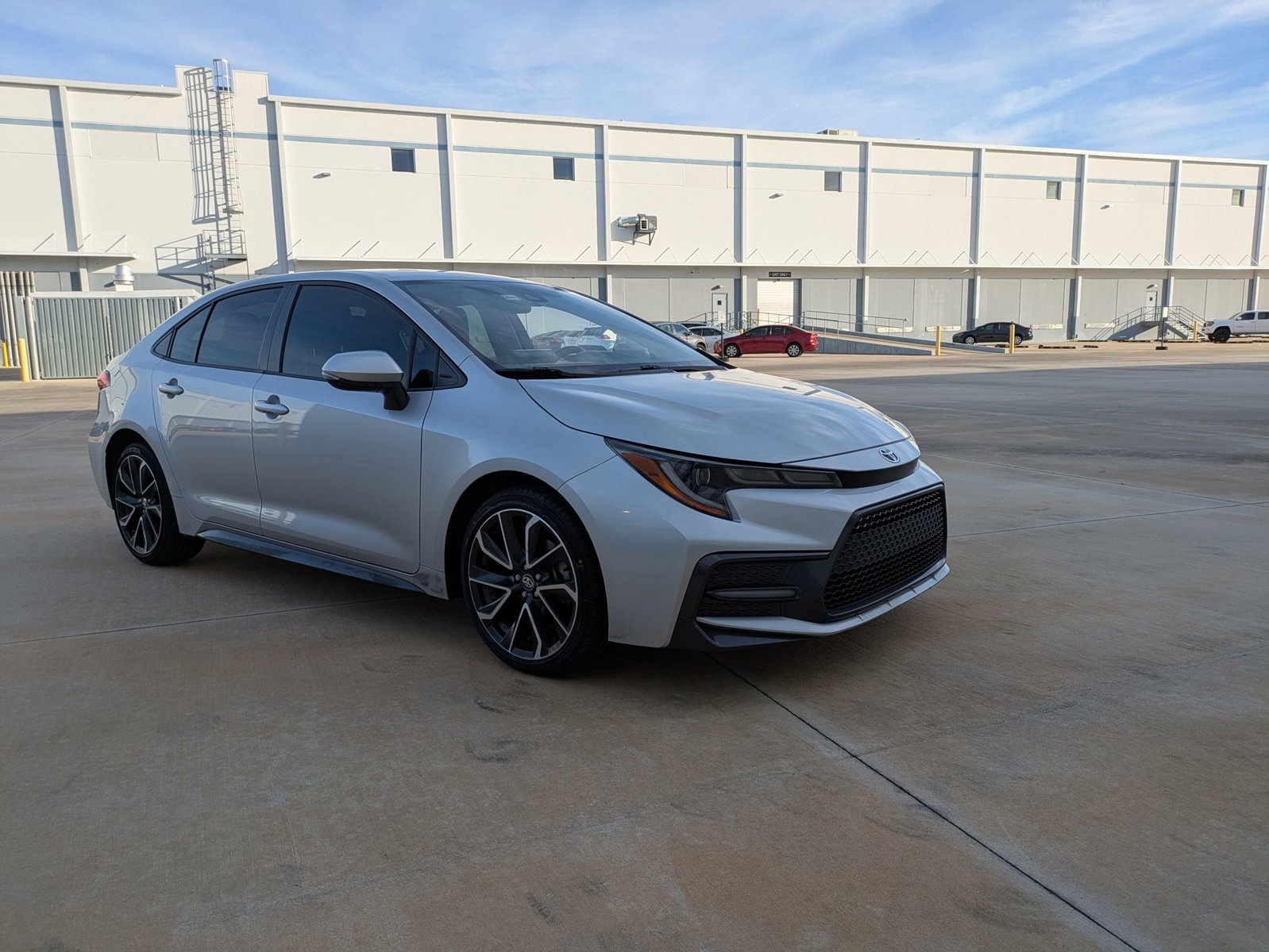 2022 Toyota Corolla SE photo 2