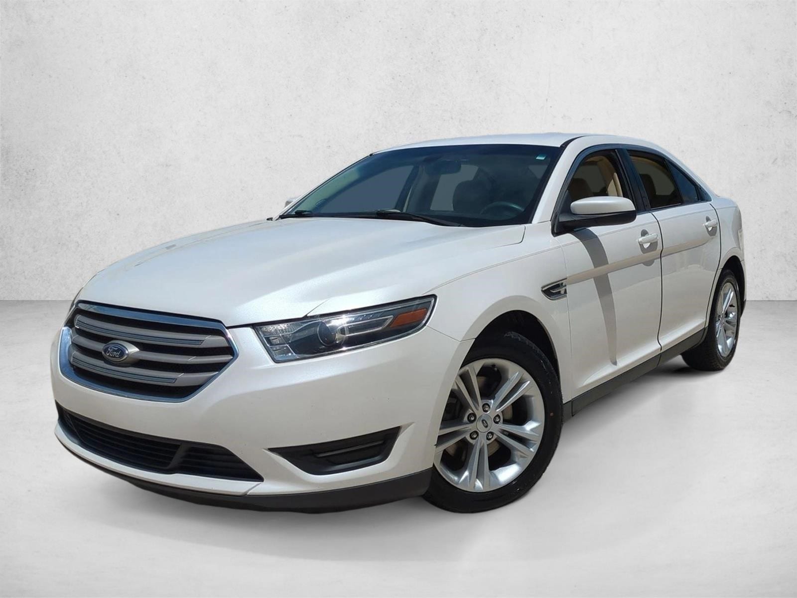2017 Ford Taurus SEL FWD's photo