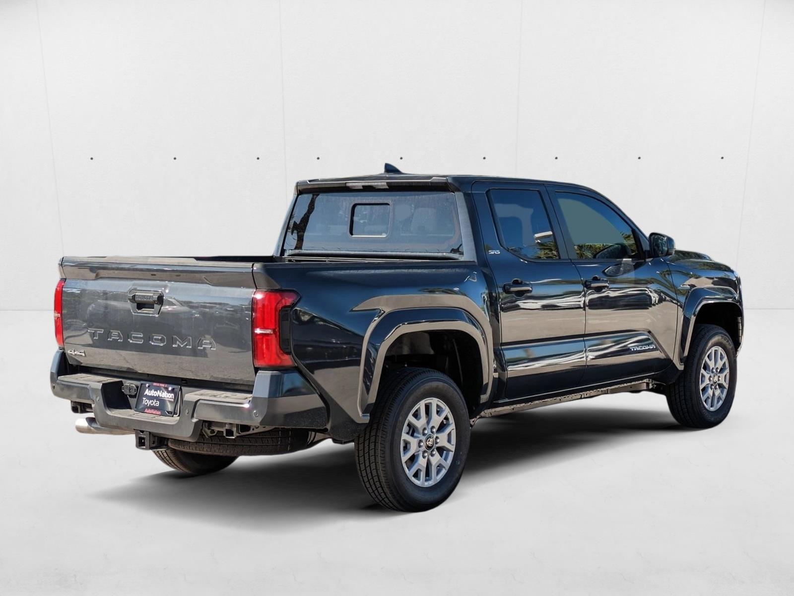 2024 Toyota Tacoma SR5 photo 2
