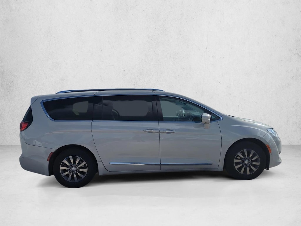 Used 2019 Chrysler Pacifica Touring L Plus Van Passenger Van
