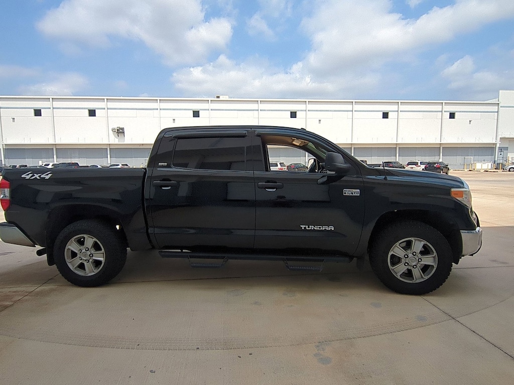 Used 2016 Toyota Tundra SR5 5.7L V8 w/FFV Truck CrewMax