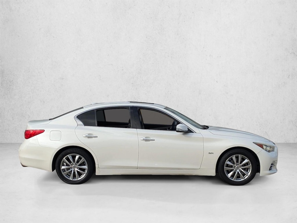 Used 2017 INFINITI Q50 3.0t Premium Sedan