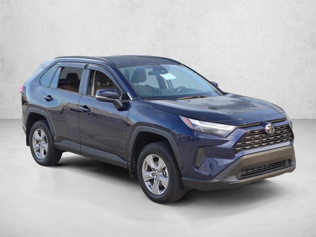 Used 2025 Toyota RAV4 XLE SUV