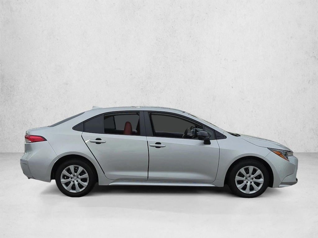 Used 2025 Toyota Corolla LE Sedan