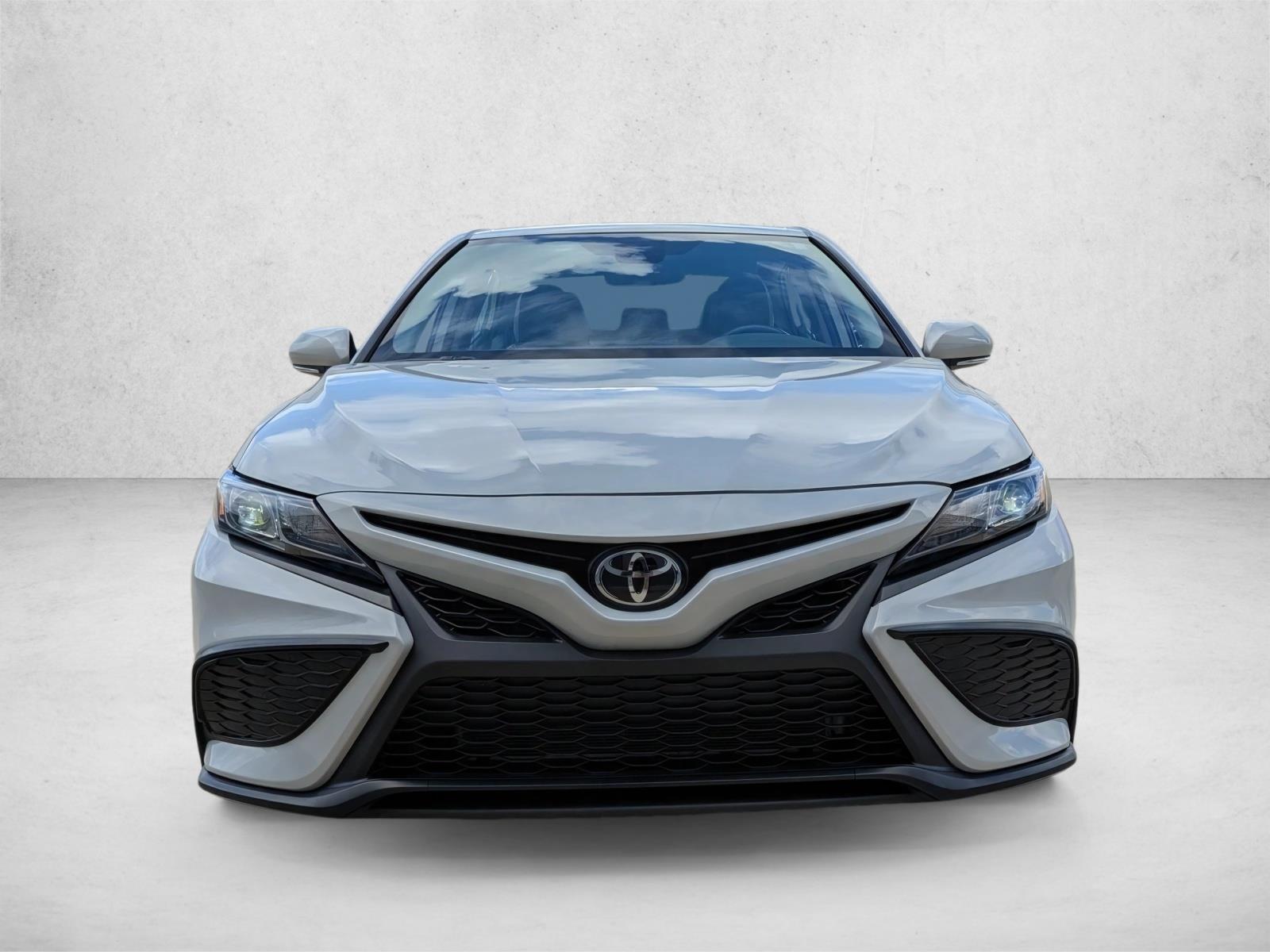 2024 Toyota Camry SE photo 2