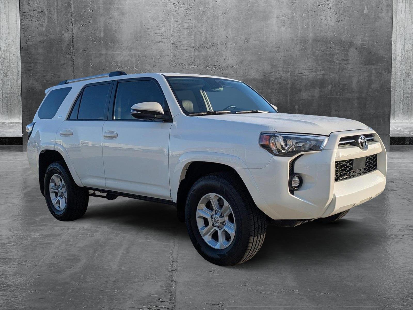 2023 Toyota 4Runner SR5 Premium photo 3