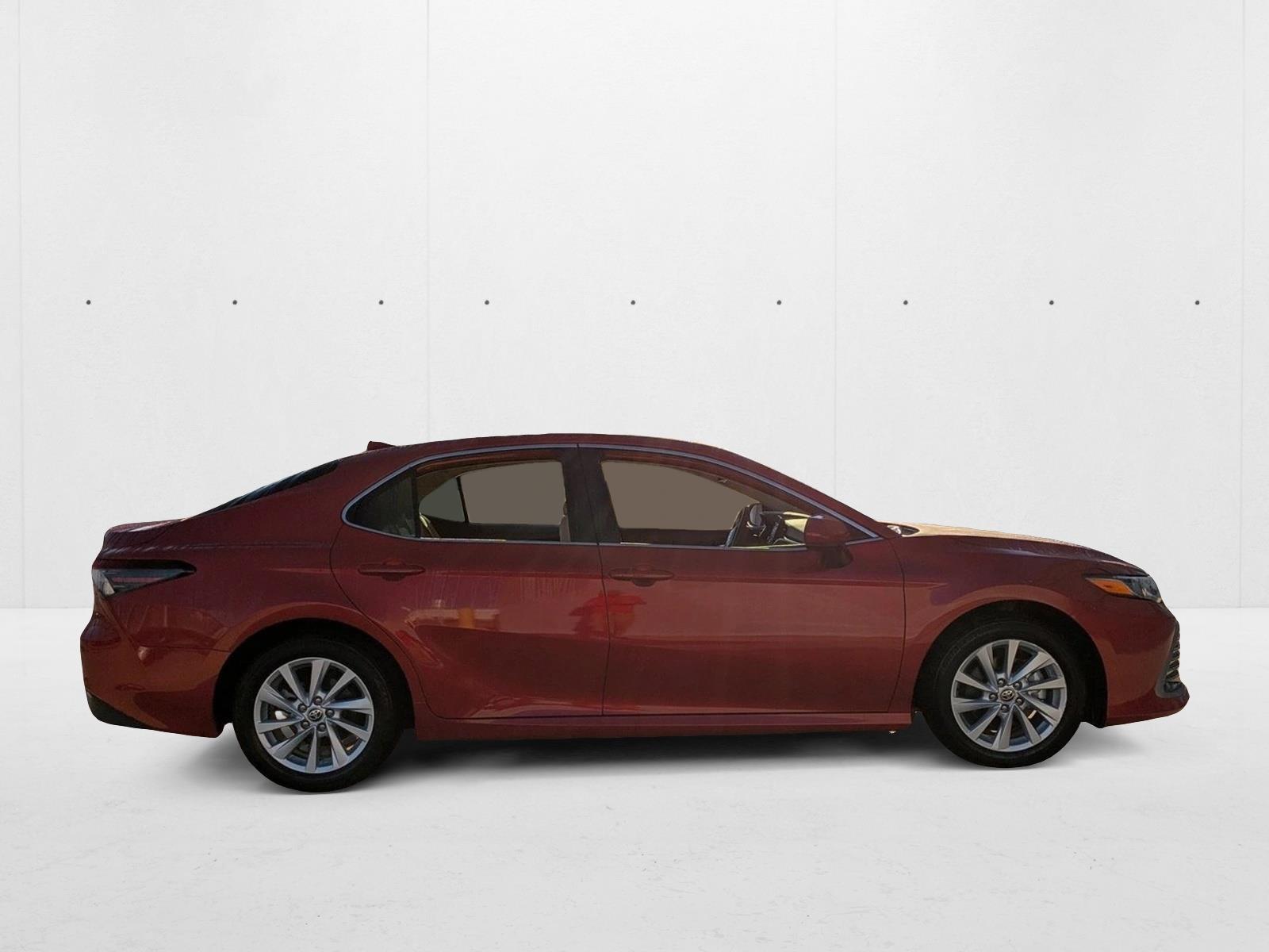 2024 Toyota Camry LE photo 4