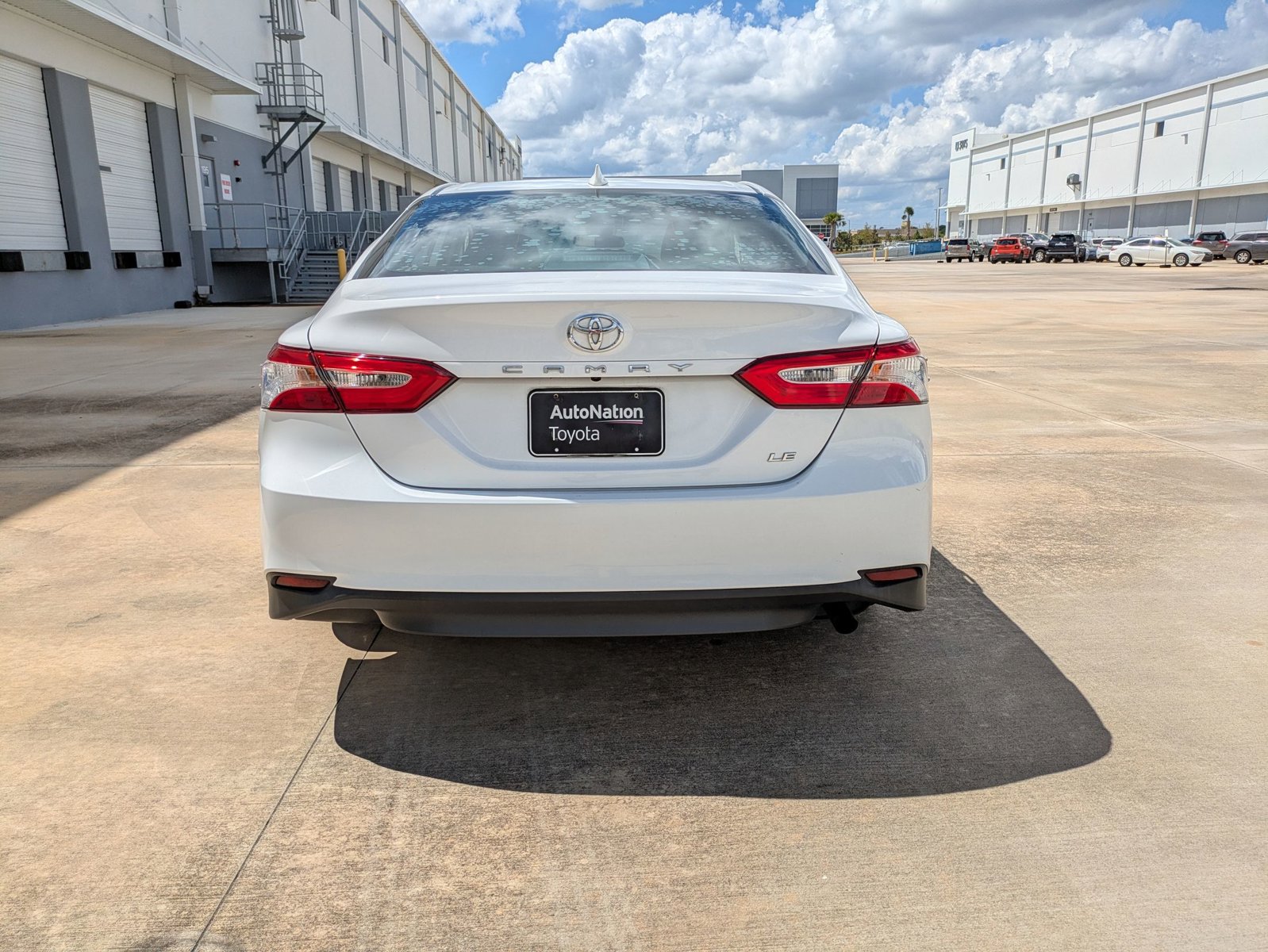 2019 Toyota Camry LE photo 2