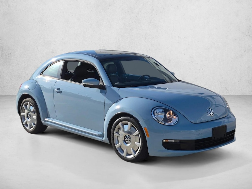 Used 2012 Volkswagen Beetle 2.5L w/PZEV Hatchback