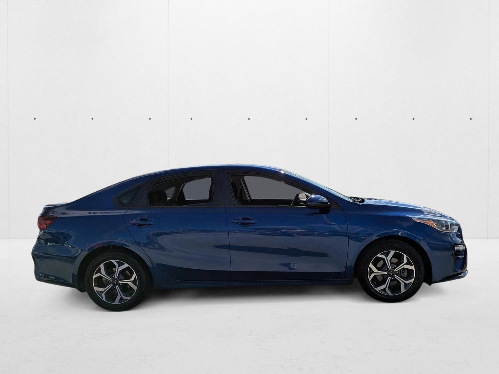 2021 Kia Forte LXS photo 4