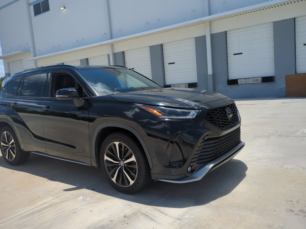 Used 2022 Toyota Highlander XSE SUV