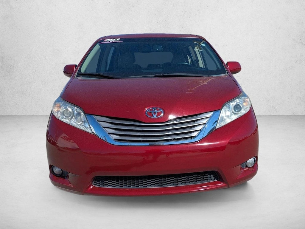 Used 2015 Toyota Sienna XLE Van