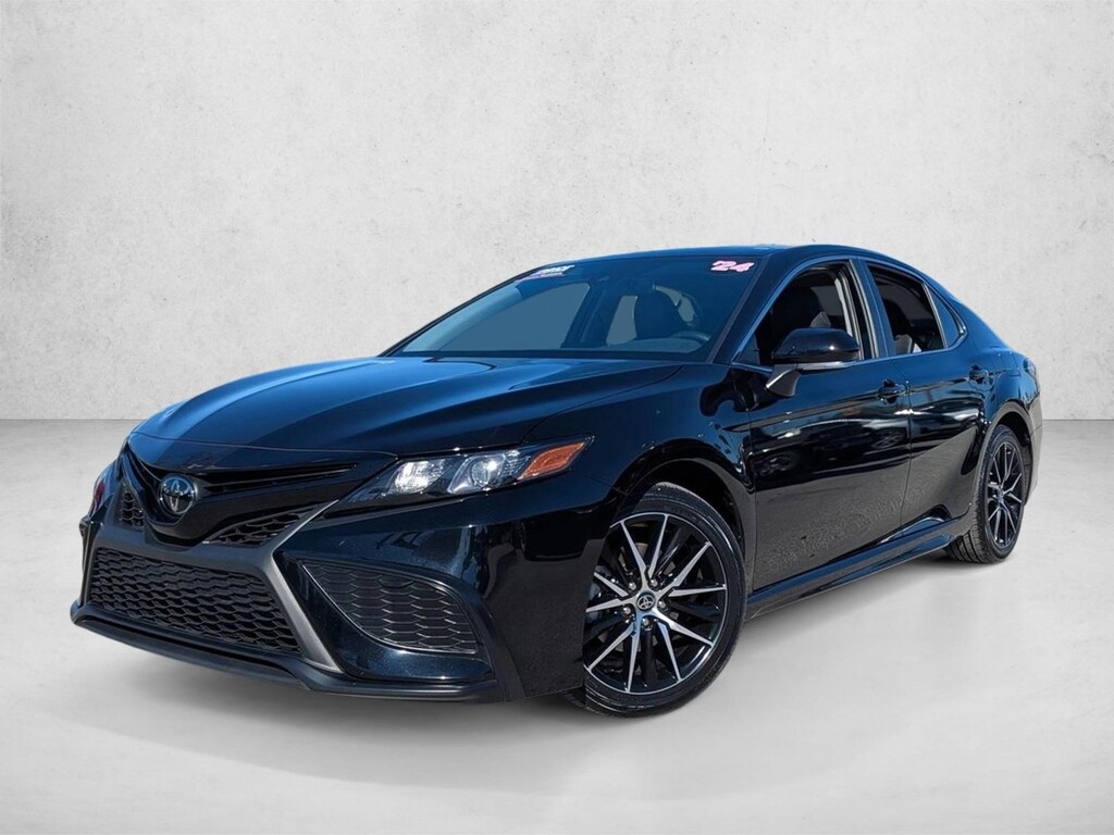 Used 2024 Toyota Camry SE Sedan