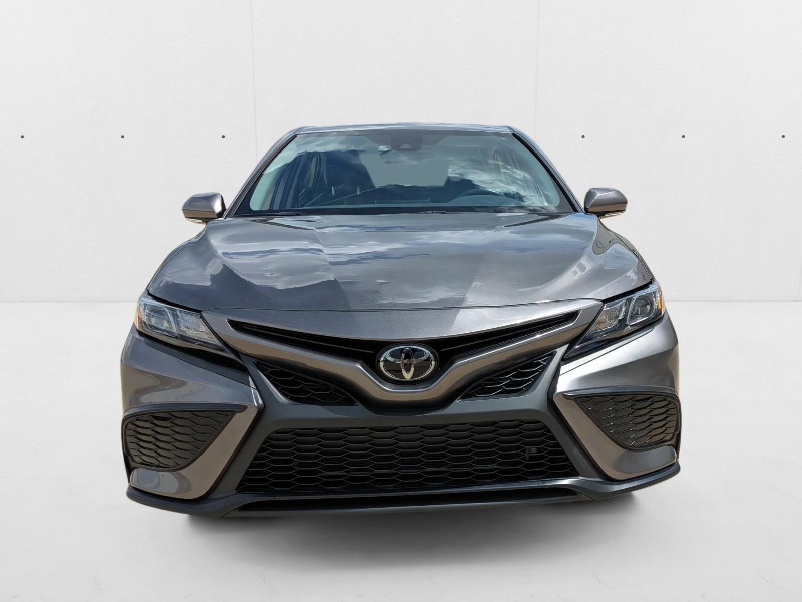 2024 Toyota Camry SE photo 2