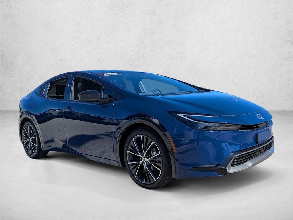 Used 2024 Toyota Prius XLE Hatchback