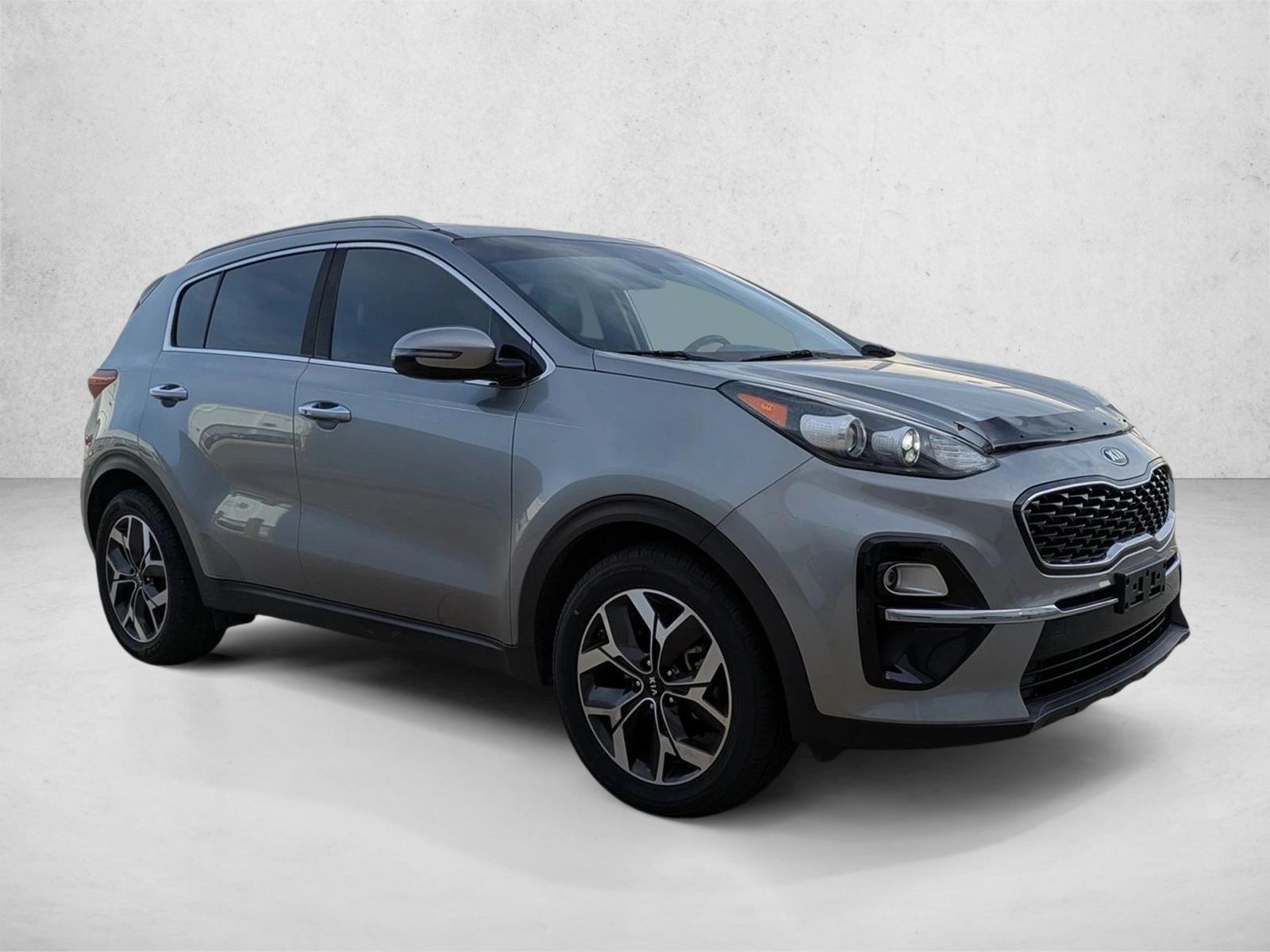 2020 Kia Sportage EX photo 3