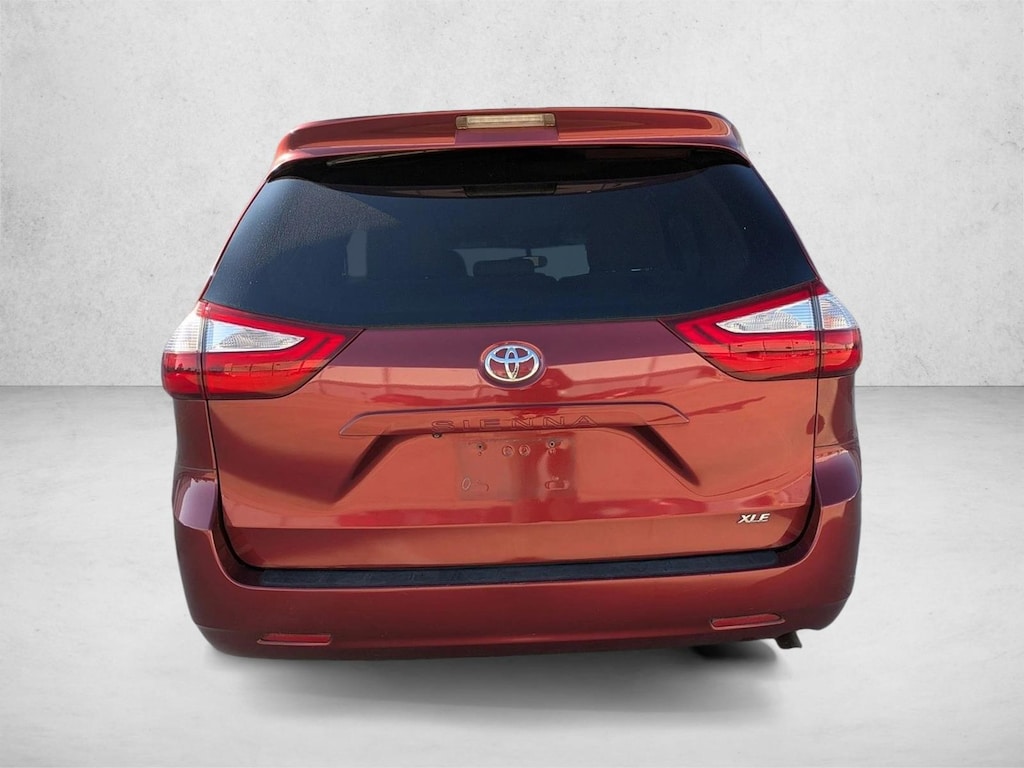 Used 2015 Toyota Sienna XLE Van