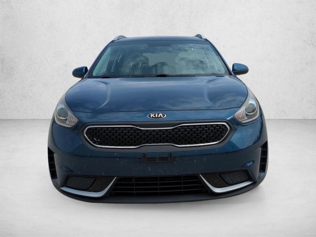 Used 2017 Kia Niro LX SUV