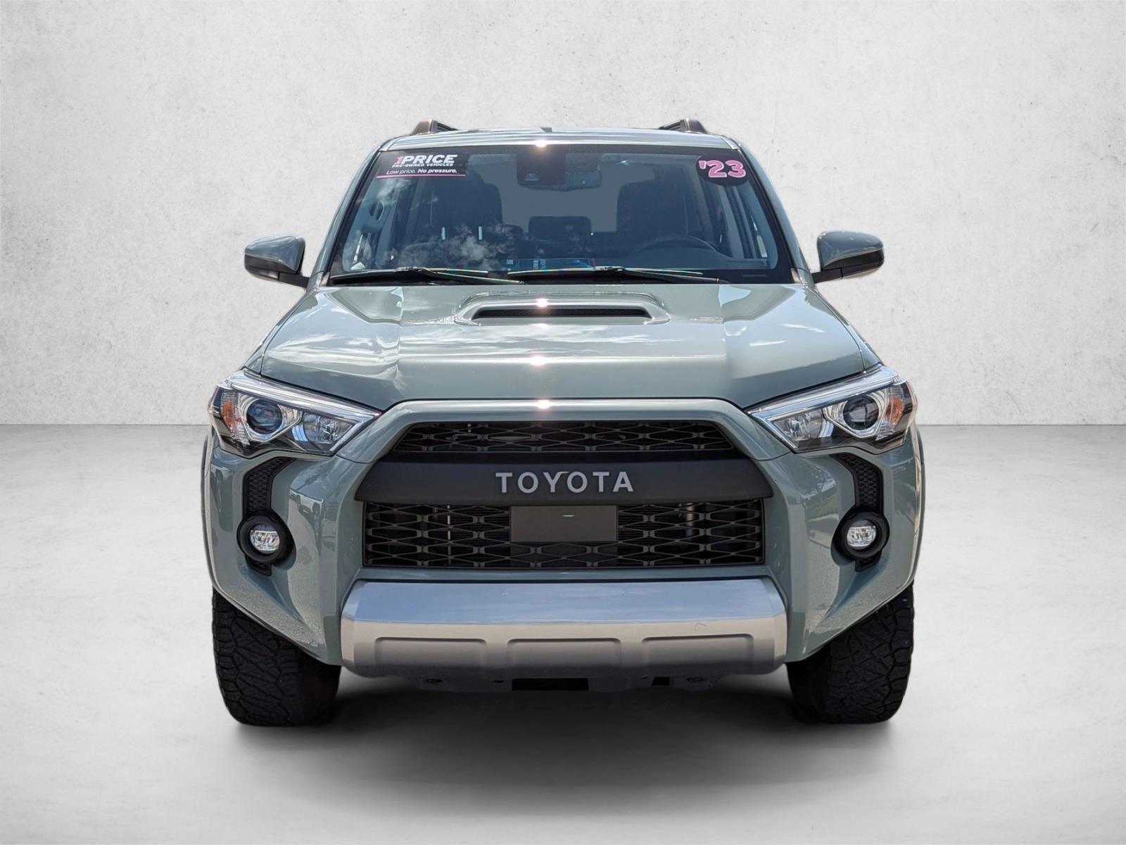 2023 Toyota 4Runner TRD photo 2