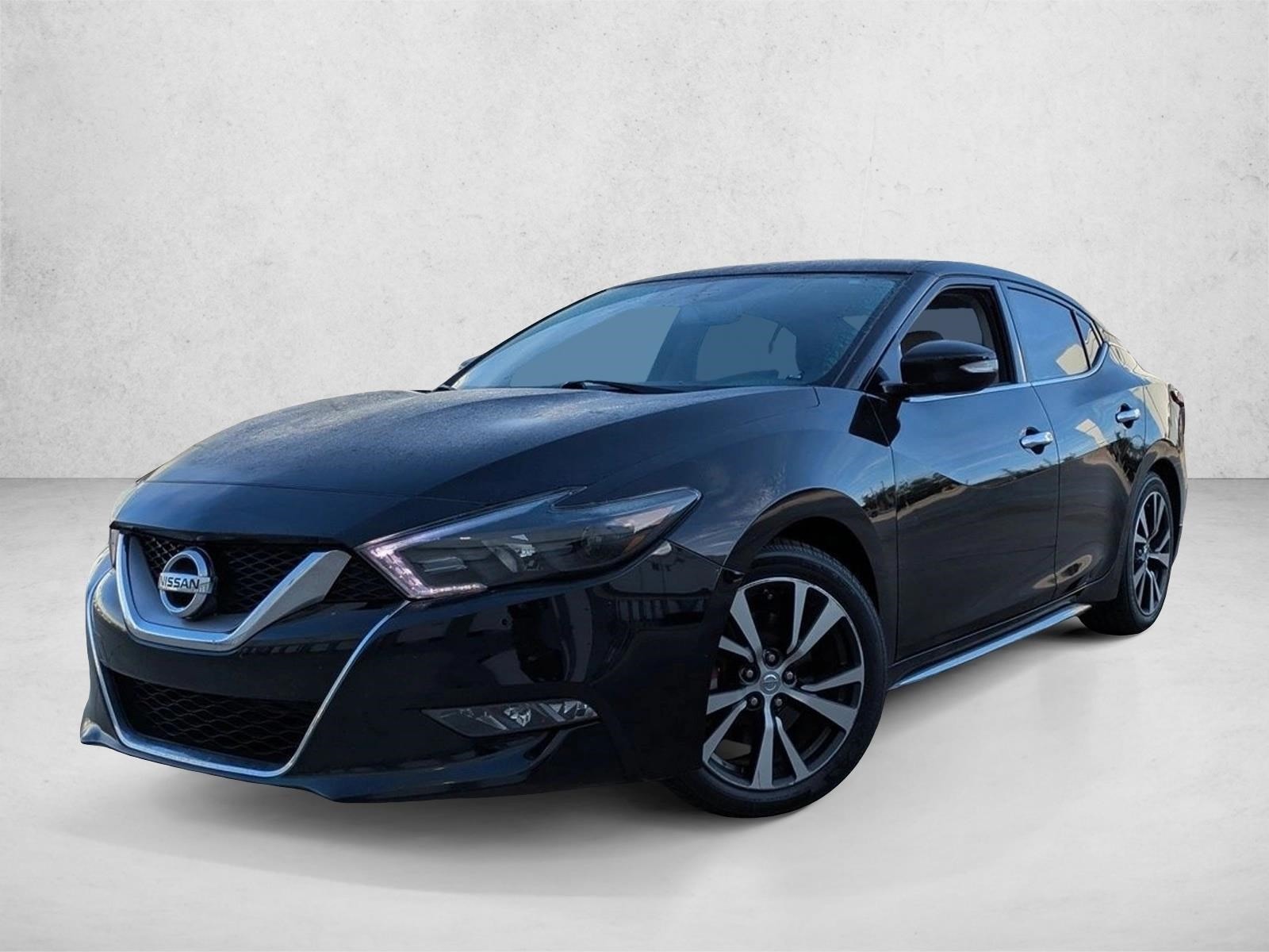 2016 Nissan Maxima SV's photo