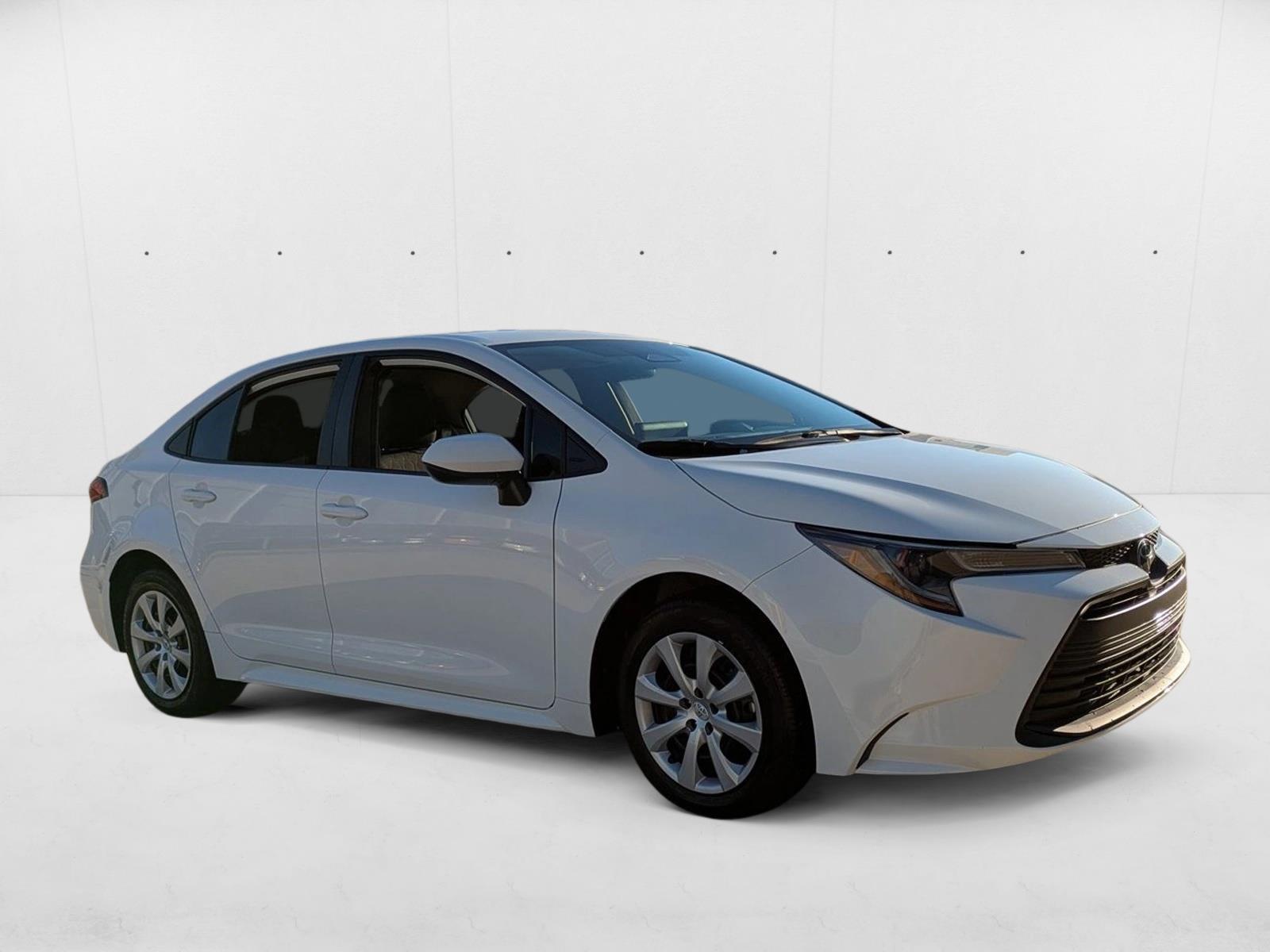 2024 Toyota Corolla LE photo 3