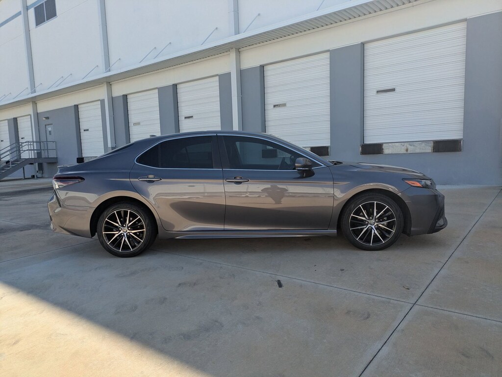 Used 2023 Toyota Camry SE Sedan
