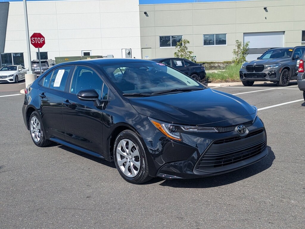 Used 2025 Toyota Corolla LE Sedan