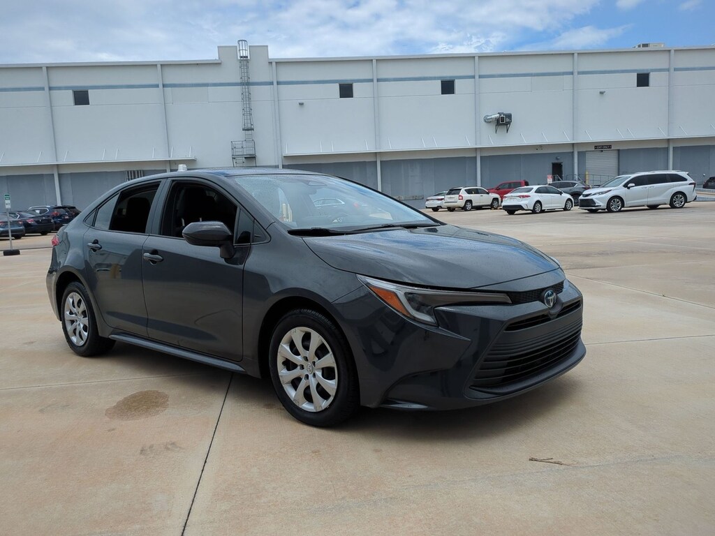 Certified 2025 Toyota Corolla Hybrid LE Sedan