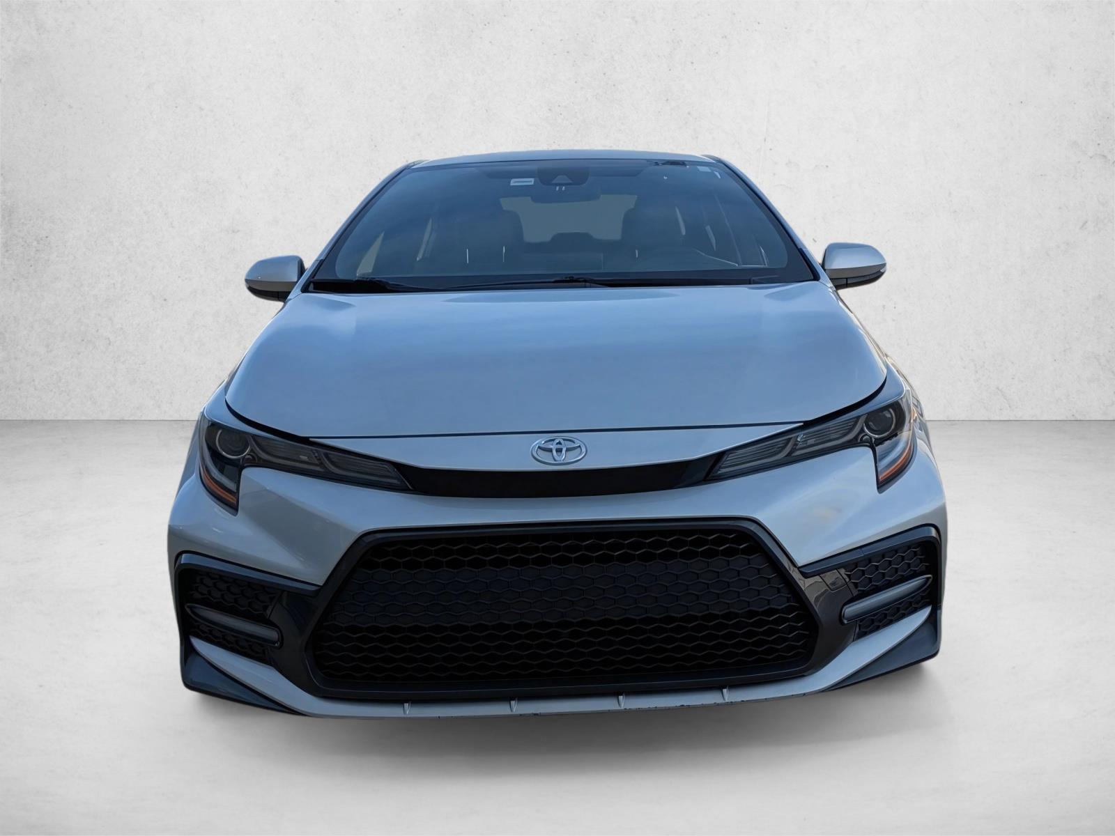 2022 Toyota Corolla SE photo 2