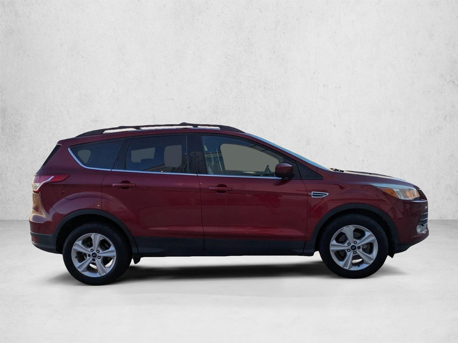 2016 Ford Escape SE photo 4
