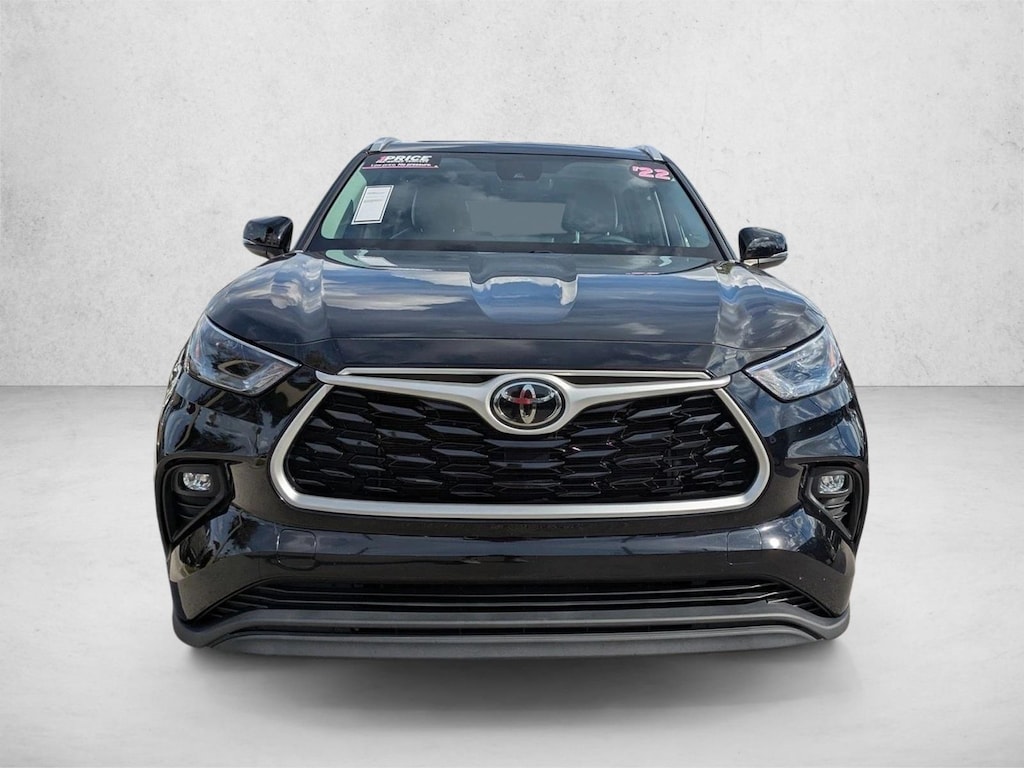 Used 2022 Toyota Highlander XLE SUV