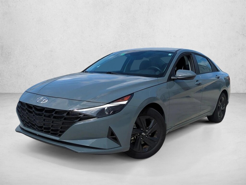 Used 2023 Hyundai Elantra SEL Sedan