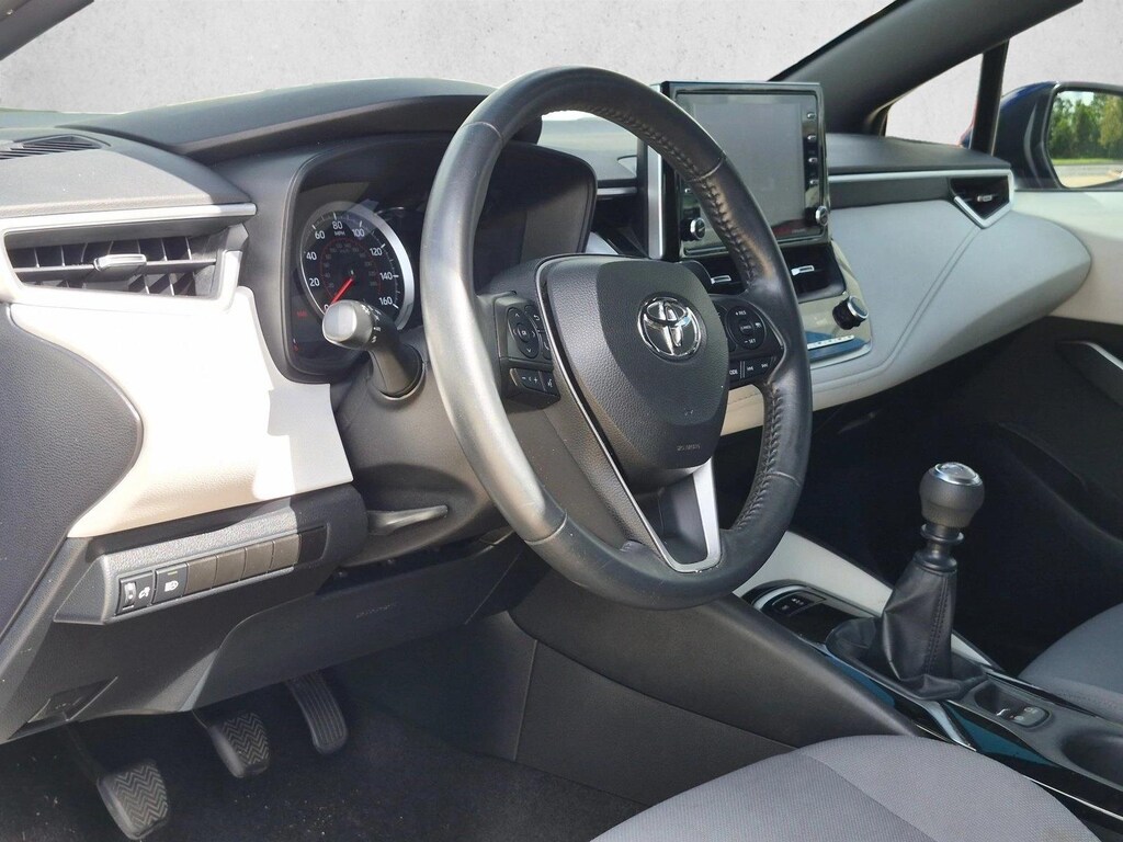 Used 2021 Toyota Corolla SE Sedan