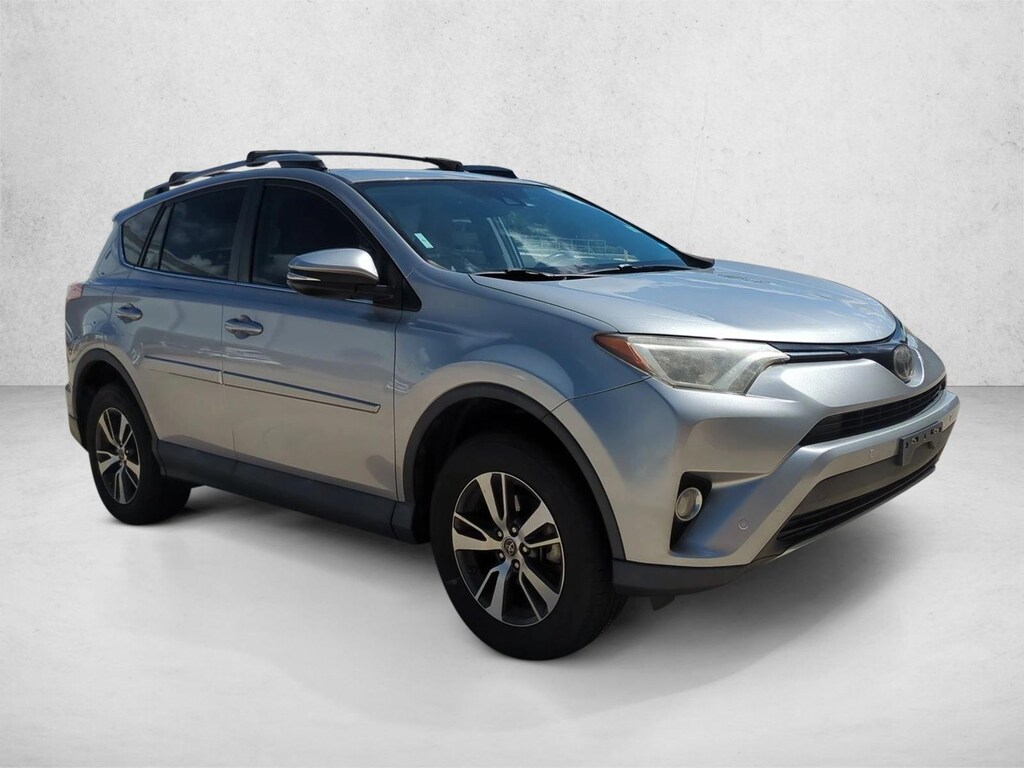 Used 2018 Toyota RAV4 XLE SUV